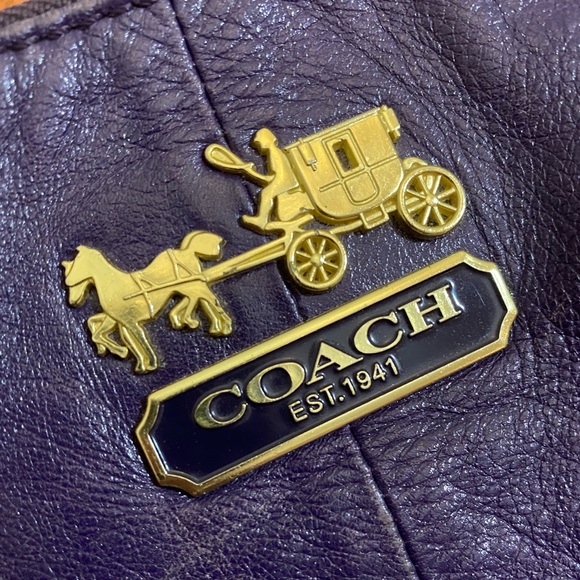 Grape COACH gold hardware purse - Picture 4 of 5